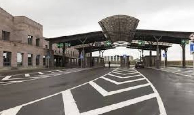 Ermənistan Naxçıvanla sərhəddə gömrük postu tikəcək