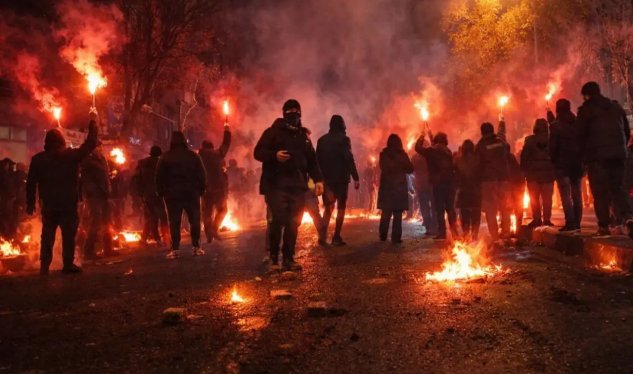 Cənubi Azərbaycan öz müqəddəratını təyin etsin! - Sabir Rüstəmxanlı