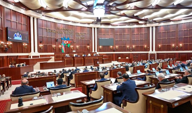 Deputatların tətili başa ÇATDI