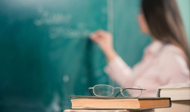 Qrammatikanı bilirik, danışa bilmirik: Xarici dil tədrisinin əsas problemi