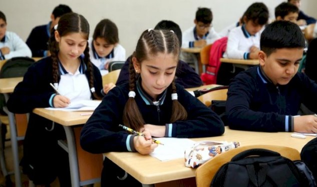 Schools should be given the right to confiscate students' belongings&nbsp;- PROPOSAL&nbsp;