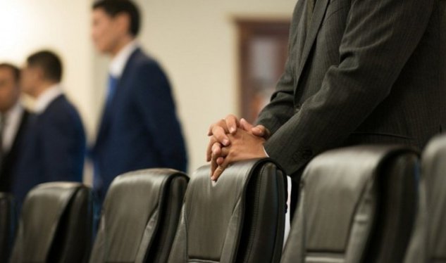 Tələbələr dövlət və özəl müəssisələrdə 6 ay işləsin - TƏKLİF