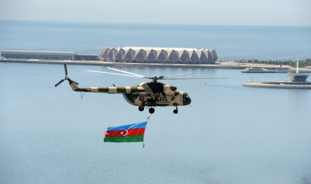 Göylərdə Azərbaycan imzası&nbsp;- Hərbi hava qüvvələri günüdür