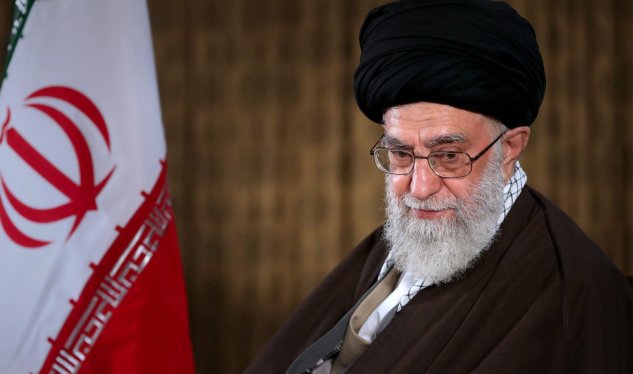 Xameneinin cəsədinin FOTOSU