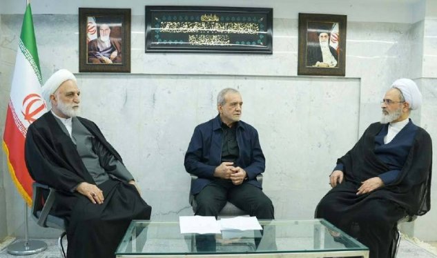 İran rəhbərliyi xəstəxanada gizlənir?