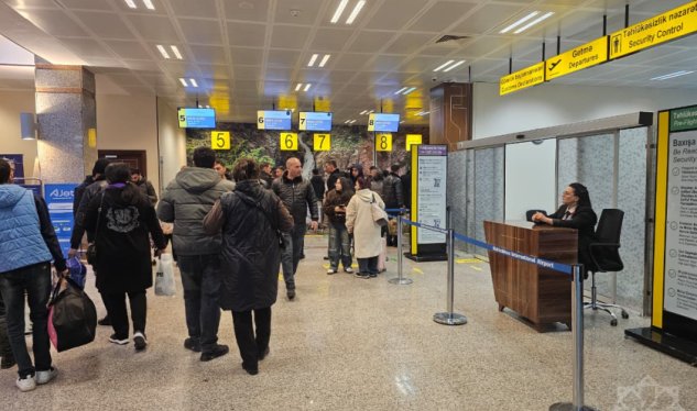 Bakıdan Naxçıvana uçuşlar bərpa edildi - FOTOLAR