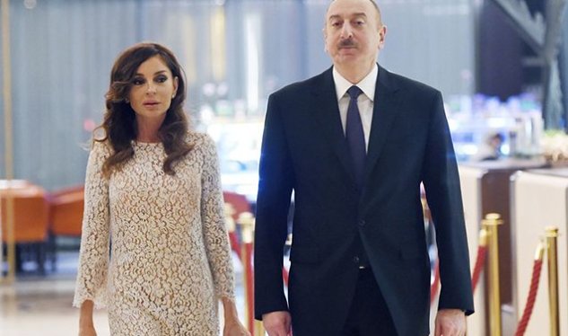 Deputatlar Prezident və birinci xanımı təbrik ediblər