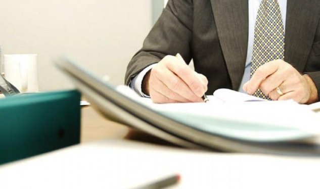 Dövlət qulluqçularının maaşında köklü dəyişiklik edilir - TƏFƏRRÜAT