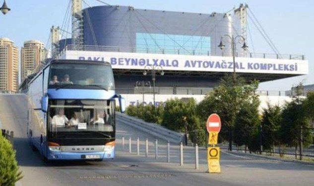 Rayonlardan Bakıya gələnlər bilet tapa bilmir: Başqalarına satılır?