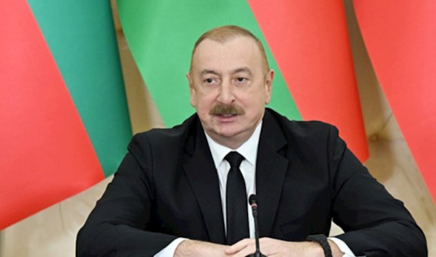 İlham Əliyev&nbsp;Dərbənddəki Azərbaycan Teatrının kollektivini təbrik etdi