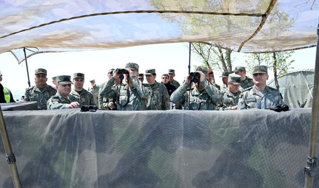 Zakir Həsənov hərbi hissələri yoxladı - Tapşırıqlar verdi