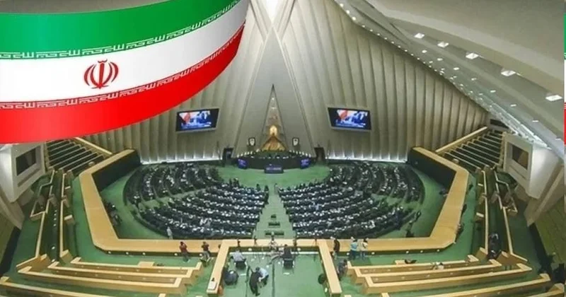 İran rəsmiləri Trampı təkzib etdilər: ölərik, uranı vermərik!