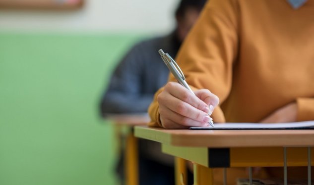 DİM növbəti imtahanlar keçirdi&nbsp;- Doqquz nəfərdə telefon tutuldu