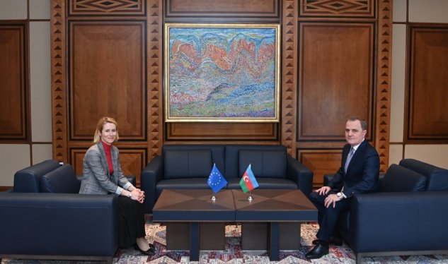 Ceyhun Bayramov Kaya Kallası qarşılayıb