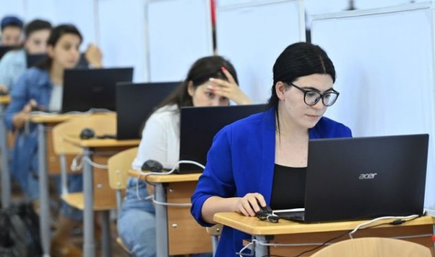 Laborantlar və məktəb psixoloqları da sertifikasiya imtahanı verəcək