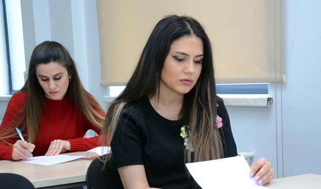 Xarici dil müəllimliyi ixtisasında plan yerləri azaldı -&nbsp;SİYAHI