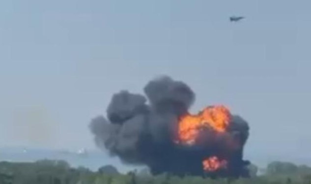 Türkiyədə&nbsp;F-16&nbsp;qəzaya uğradı,&nbsp;pilot xilas oldu - VİDEO