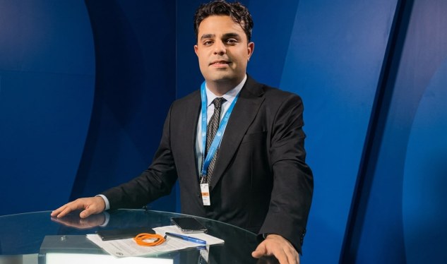 15 gün əvvəl təyin olunan mətbuat katibi işdən ayrıldı
