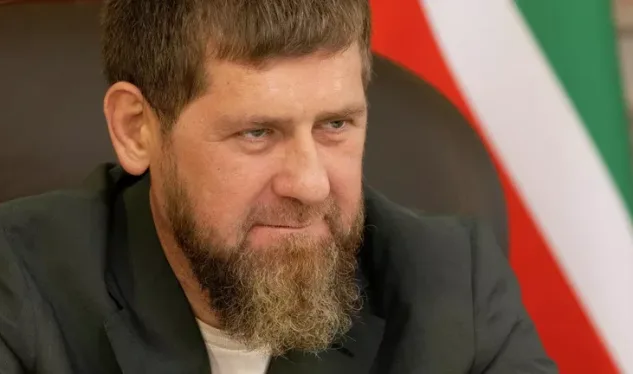 Kadırov 50 yaşında yenidən Çeçenistan rəhbəri oldu - And içdi
