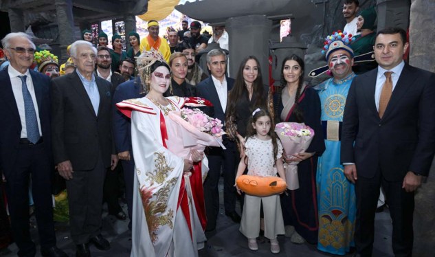 Leyla Əliyeva 98 il sonrakı tarixi gecədə - FOTOLAR