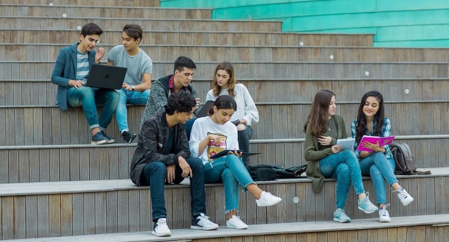 Hansı region universitetlərinin məzunları iş tapa bilir? - STATİSTİKA