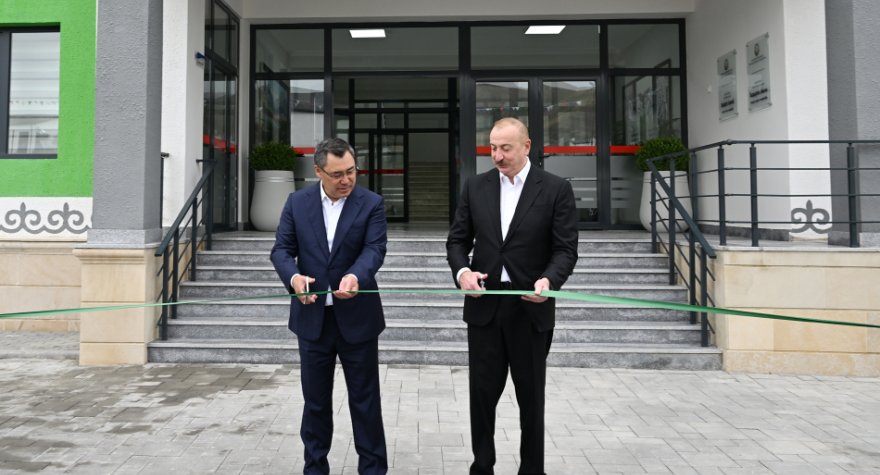 Manasın ruhu Xıdırlıda yaşayır - Prezidentlər məktəb açılışında - FOTOLAR