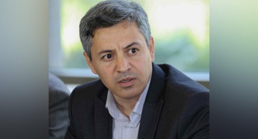 Bozbaşı öz dilində yeyib, Kantı rusca oxuyub - Aqşin Yenisey
