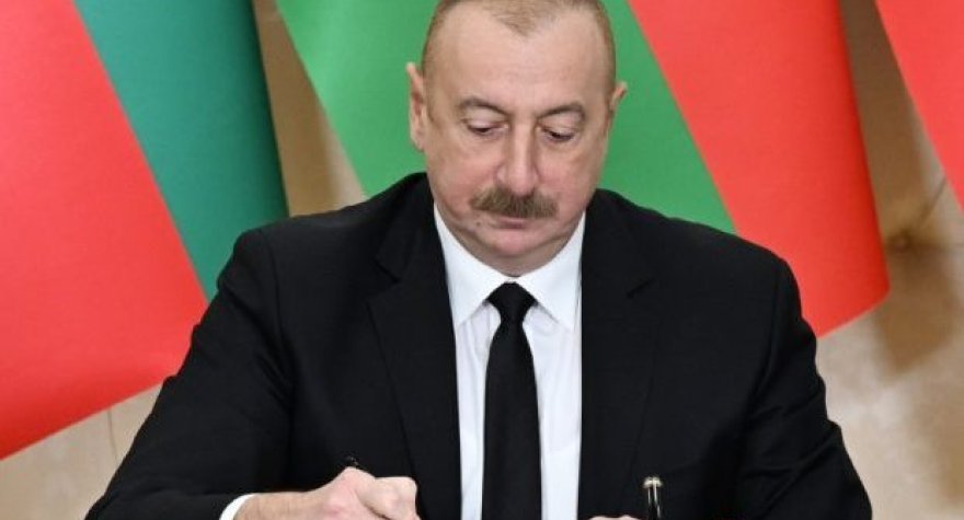 Prezident onlara diplomatik rütbələr verdi - SİYAHI