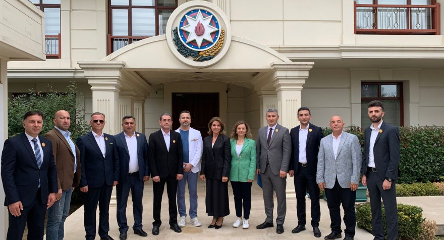 Qazi jurnalistlər Azərbaycanın İstanbuldakı Baş Konsulluğunda - FOTOLAR