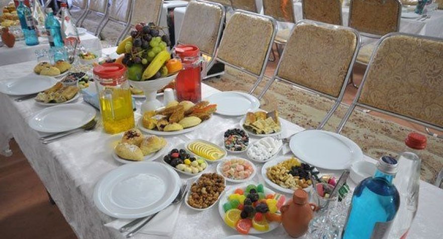 Yas mərasimlərində yemək qadağası - Növbə Bakıya ÇATDI