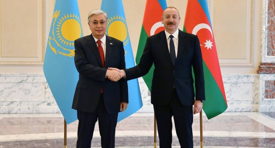 Qazaxıstan Prezidentindən Azərbaycan liderinə TƏBRİK