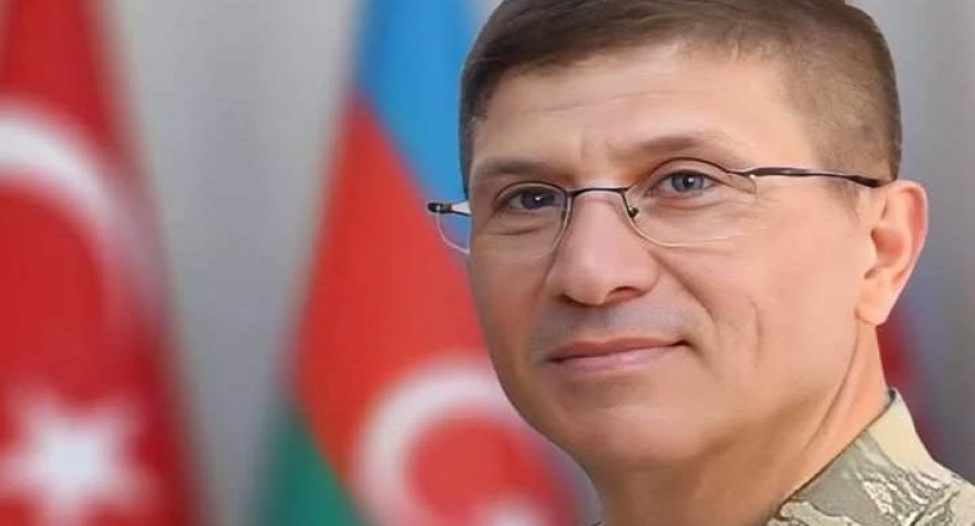 General Bəxtiyar Ersay Azərbaycandan GEDİR?