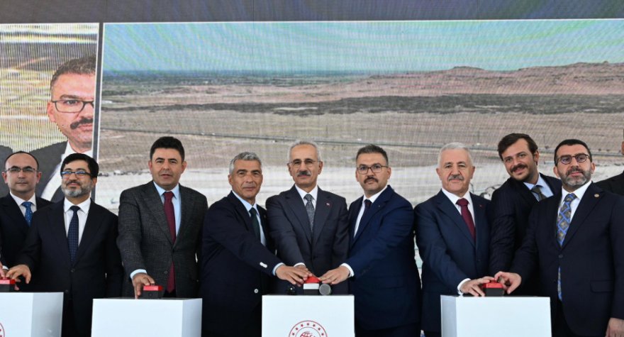 Türkiyədə Zəngəzur dəhlizinin təməli QOYULDU - FOTOLAR
