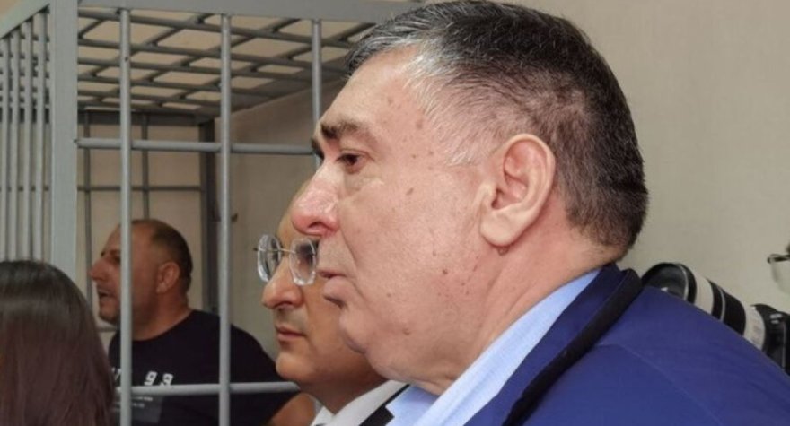 Şahin Şıxlinskidən xəbər var! - Toyuq hini kimi yerdə saxlanılır, vəziyyəti ağırdır