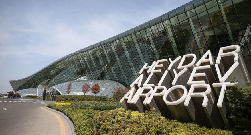 Bakı aeroportunda həyəcanlı anlar - Rəsmi açıqlama verildi