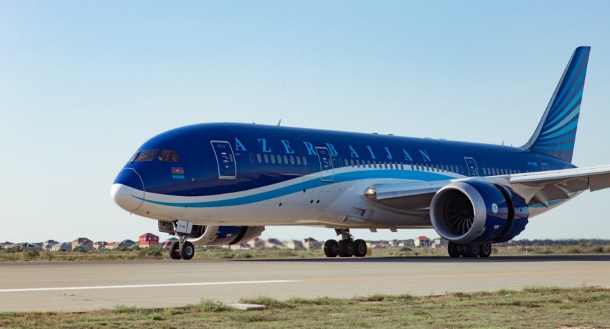 AZAL təyyarəsi Rusiyada məcburi eniş etdi