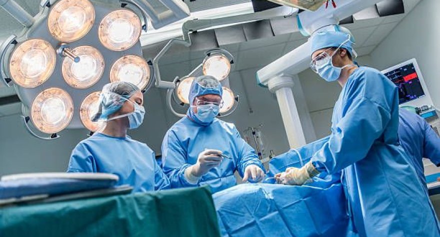 Meyit donorun ürəyi köçürüldü - Azərbaycanda İLK DƏFƏ