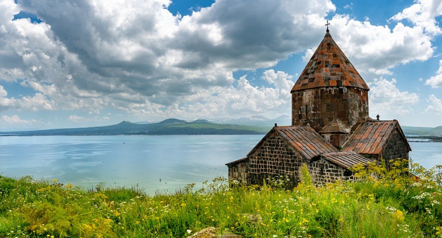 O xəritələrdə Sevan gölü adlı göl yoxdur, Göyçə gölüdür – İlham Əliyev