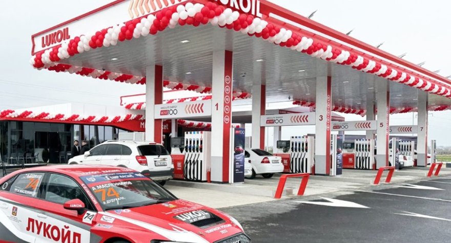 Bakıda “Lukoil” YDM-lərində nağdsız ödəniş dayandırıldı - RƏSMİ