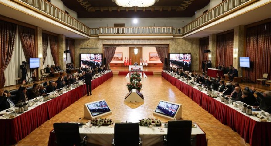 Türkiyə parlamenti İmralıda Öcalanla görüşmək QƏRARI VERDİ