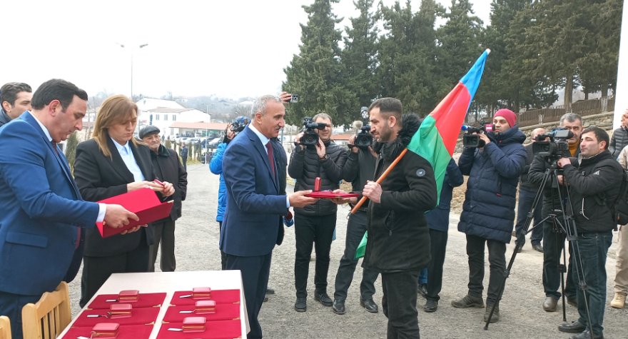 Qarabağa qayıdan köçkünlərə ikiqat “çörəkpulu” verilir? - Rəsmi cavab 