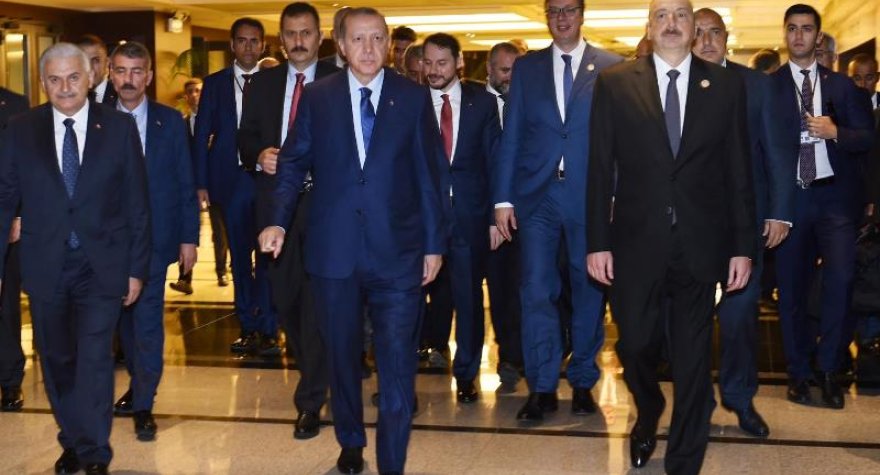 Prezidentlərin xarici dilləri - İlham Əliyev və siyasətin digər POLİQLOTLARI