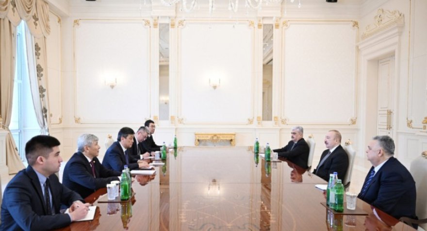 İlham Əliyev Qırğızıstan nümayəndə heyətini qəbul etdi