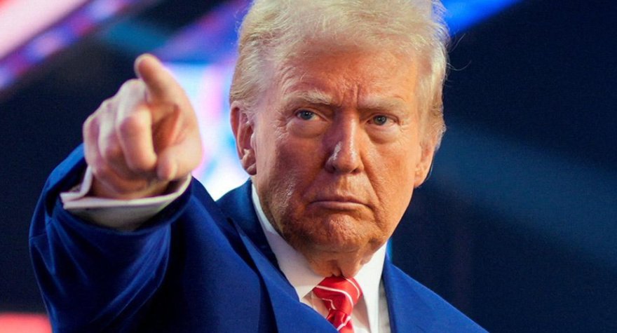 Tramp Venesuelaya zərbələr endirmək barədə əmr verib