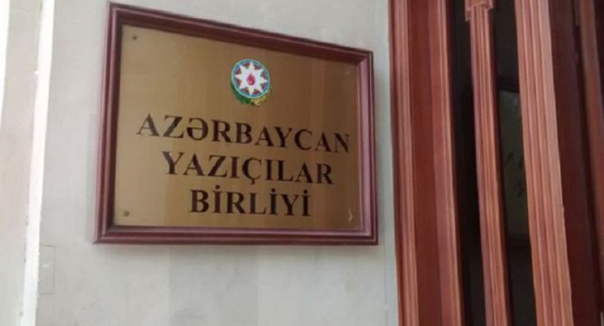 Yazıçılar Birliyinə üzvlük dayandırıldı&nbsp;