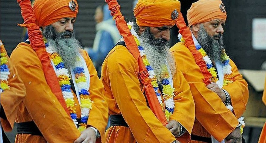 Milyonlarla ardıcılı olan, amma az bilinən din: Siqhizmin gerçək siması