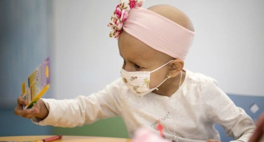 Azərbaycanda xərçəngə yoluxan uşaqların sayı 2 dəfə çoxalıb