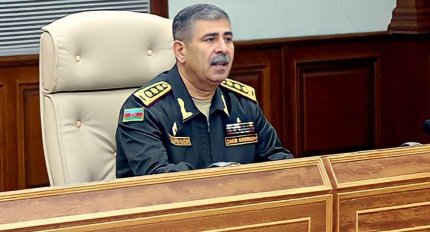 Zakir Həsənov&nbsp;komandanları topladı