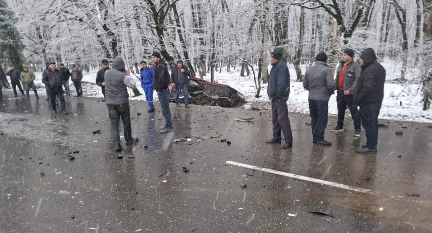 İsmayıllı-Qəbələ yolunda zəncirvari qəza - 2 ölü, 6 yaralı