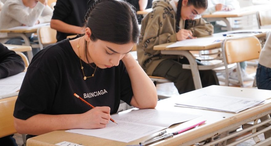 Naxçıvanda imtahanların vaxtı DƏYİŞDİRİLDİ